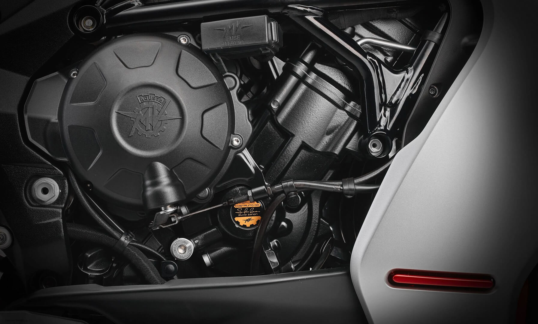 Superveloce S, official photograph 8 of 8